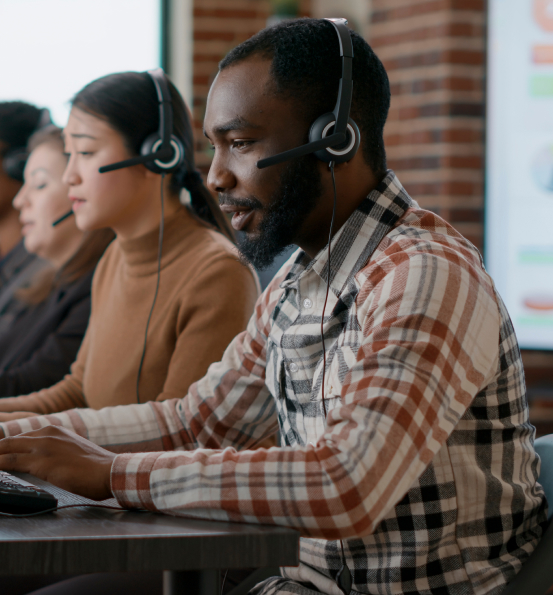 A telemarketer using the forecast app